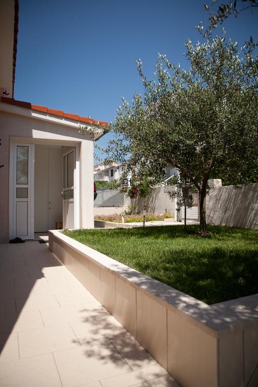 Apartment Adriana Povljana Esterno foto