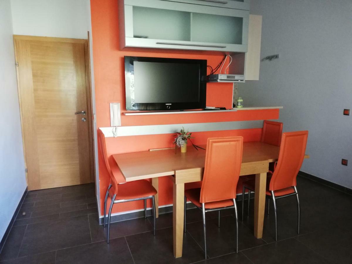 Apartment Adriana Povljana Esterno foto